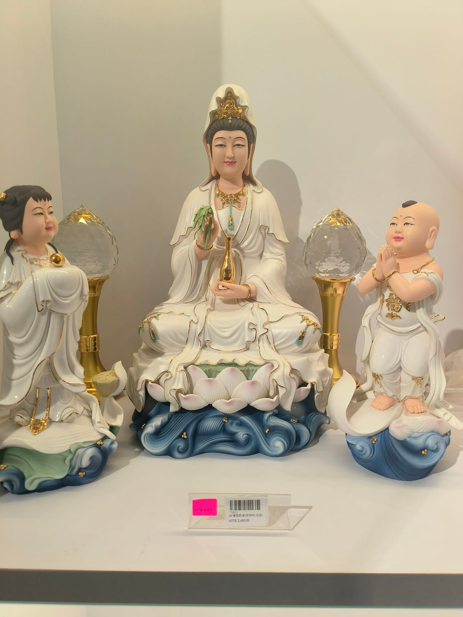 感谢有缘人来到「慈心无界」恭请了18寸#善现观音（珍珠彩）菩萨像与善