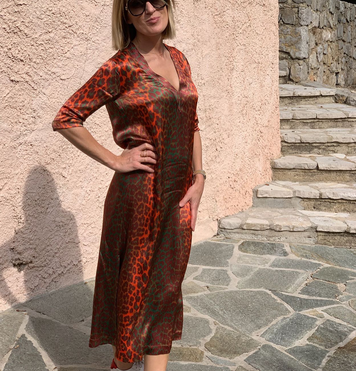 Beautiful @zeynepdalan_ wearing Ganni F7098 Smock Midi Dress