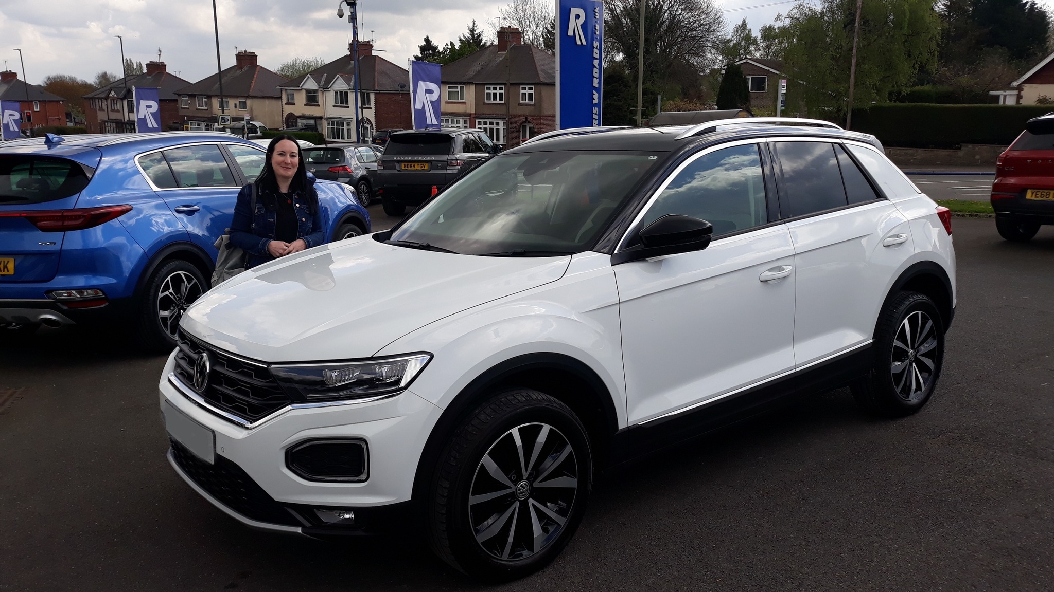 Chris W Roads Ltd - Todays happy handover is Linsey from Ripley ...