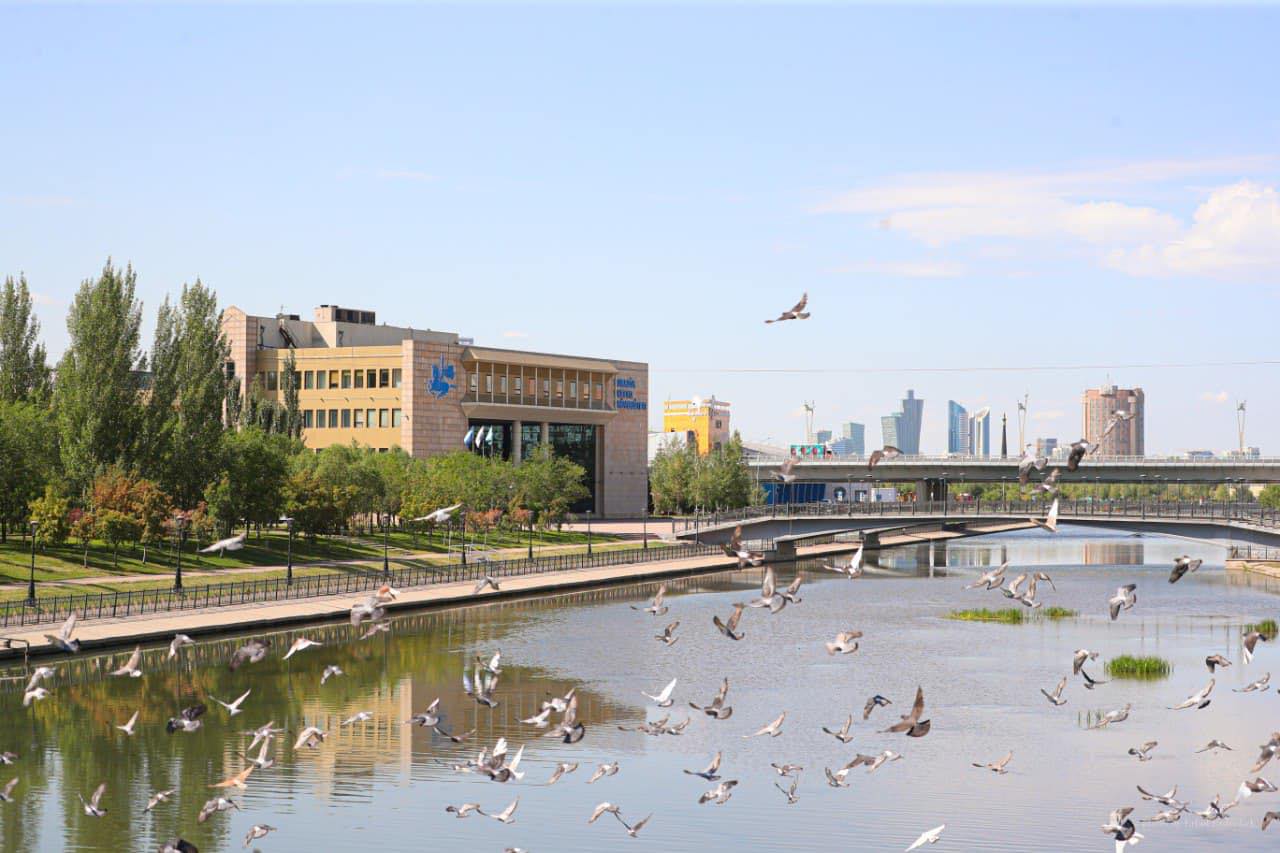 Westmins... - Westminster International University in Tashkent