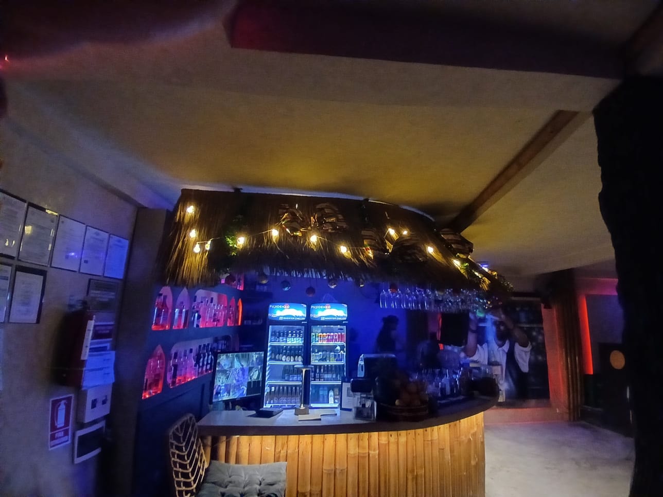 Loco Bar Elnido