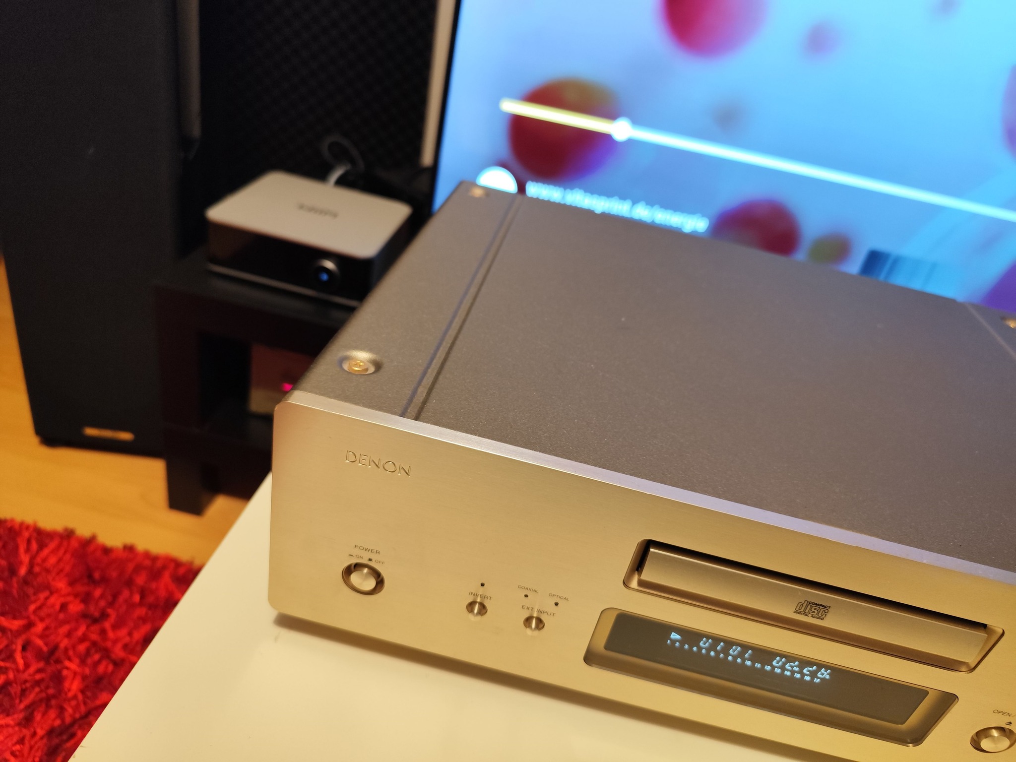 Denon DCD-S10 CD player outperforms Wiim Ultra