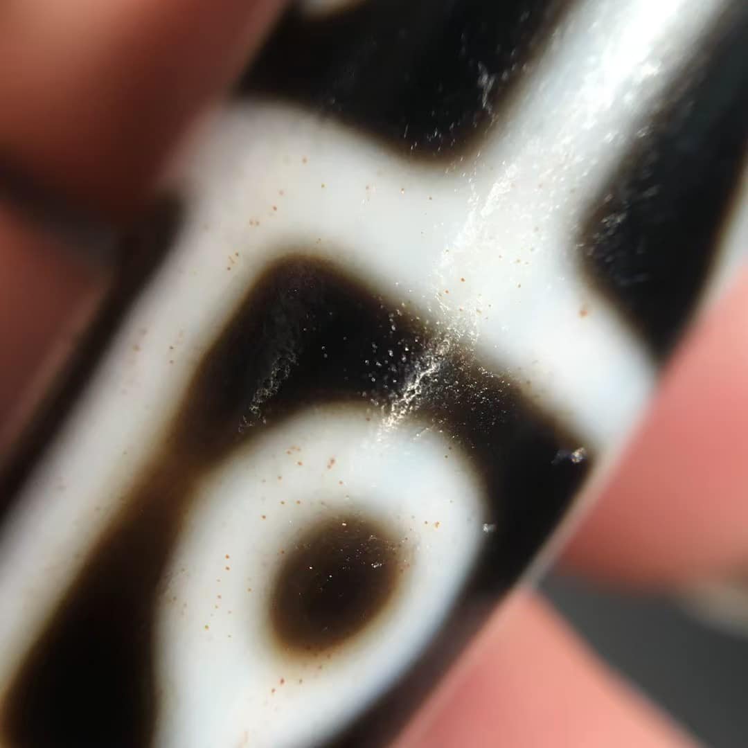 激安 朱砂灰皮三眼古天珠55.5MM福禄寿三緣庇护（激安 朱砂灰皮三眼古天 