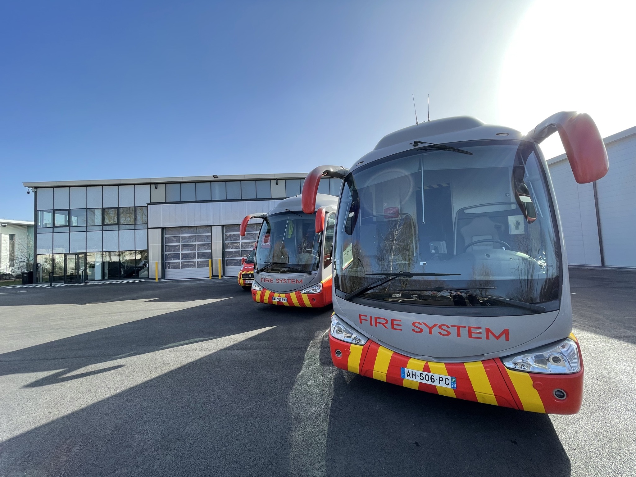 A safety bus | Serris