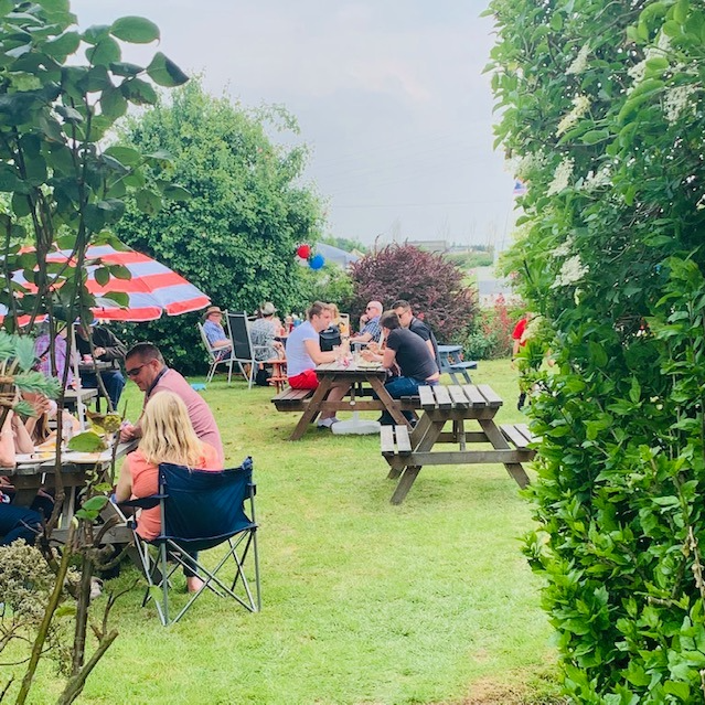 👑 Fab weekend celebrating the Queens... - Fourwinds Leisure | Facebook
