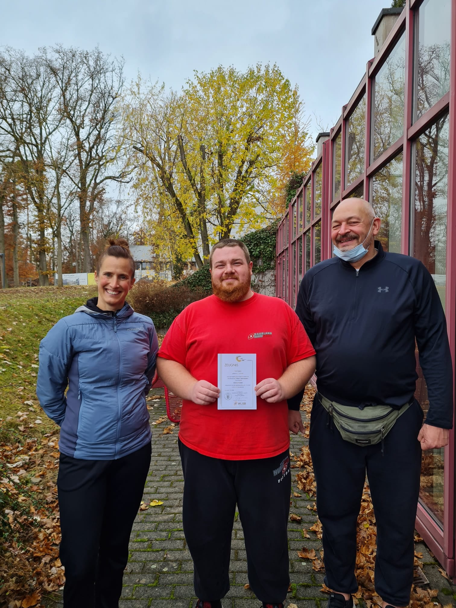 Saarland - Herzlichen Glückwunsch an Coach Tim Walch, zum Erhalt der C ...