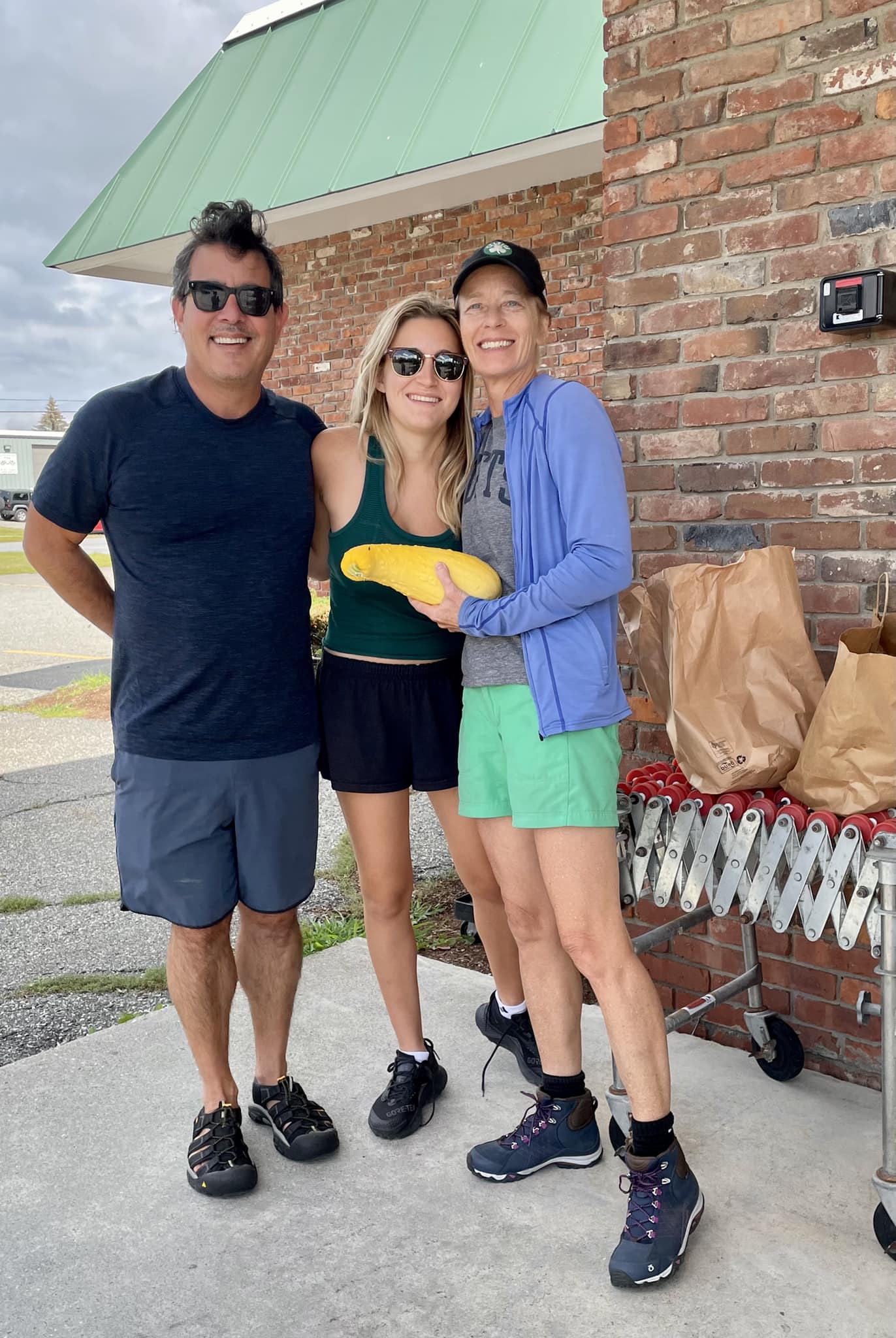 This family arrived today... - Lamoille Community Food Share | Facebook
