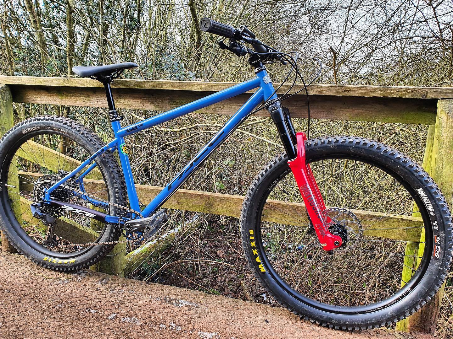 Pace Cycles Ltd - This combo 👌 RC627 in Midnight Smurf.... | Facebook