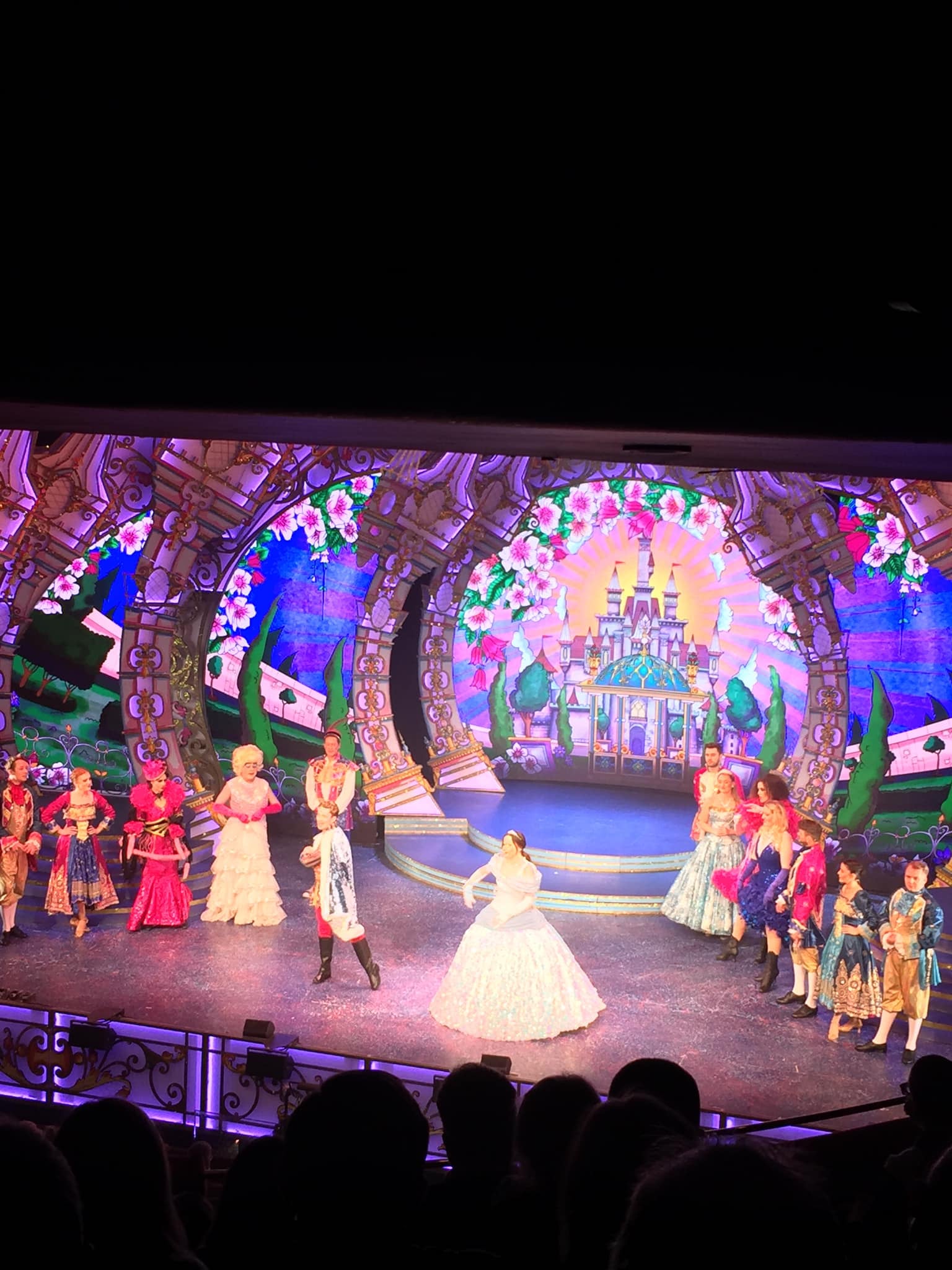 Loved The Cinderella Pantomime at the Grand Theatre Wolverhampton. Lots ...