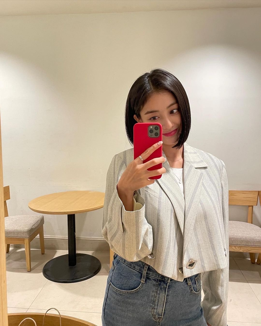 TWICE PH - [INSTAGRAM] 220728 TWICE JIHYO's (@_zyozyo)... | Facebook