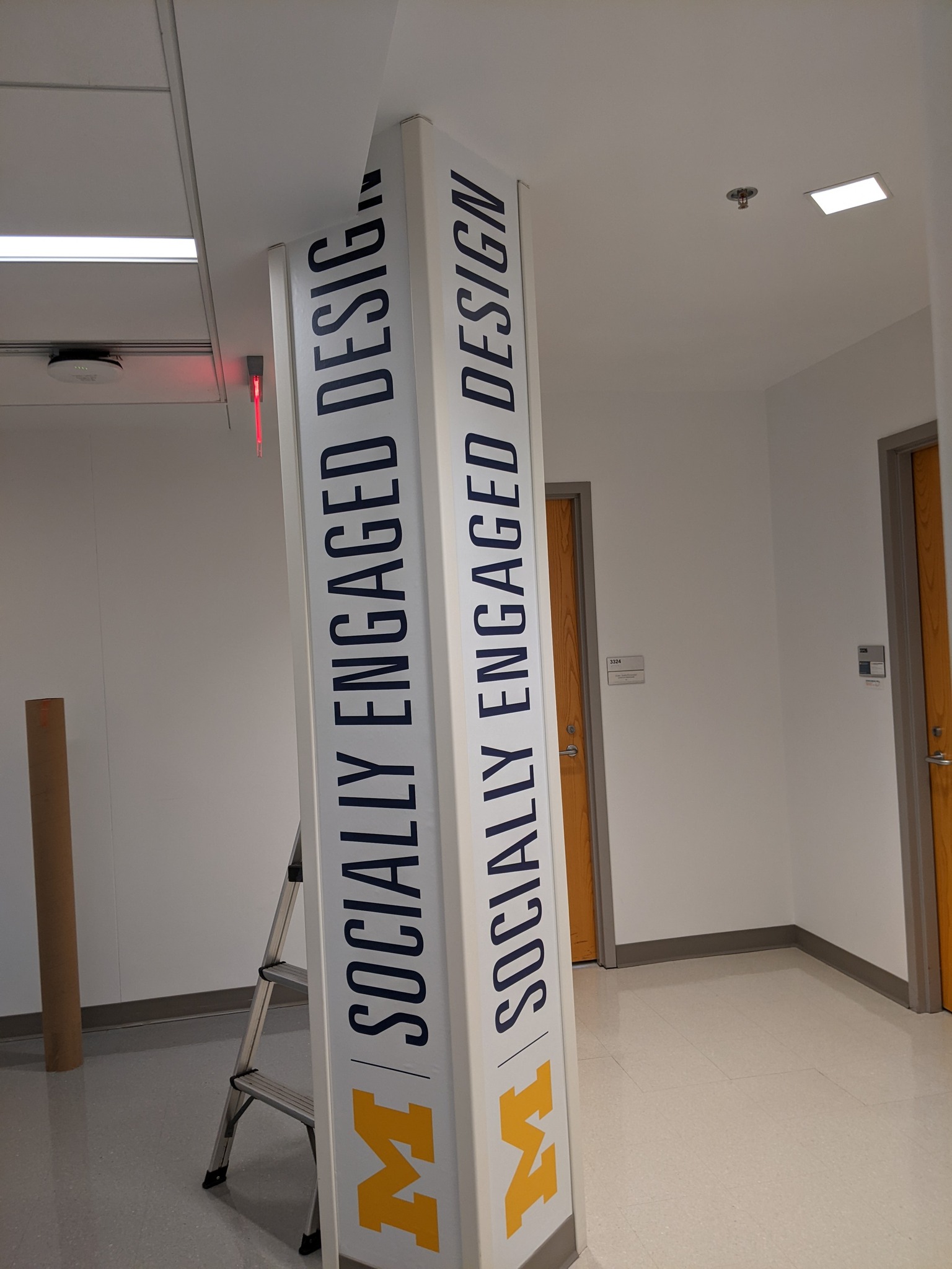 Custom wall graphics and... - Paragon Design + Display | Facebook