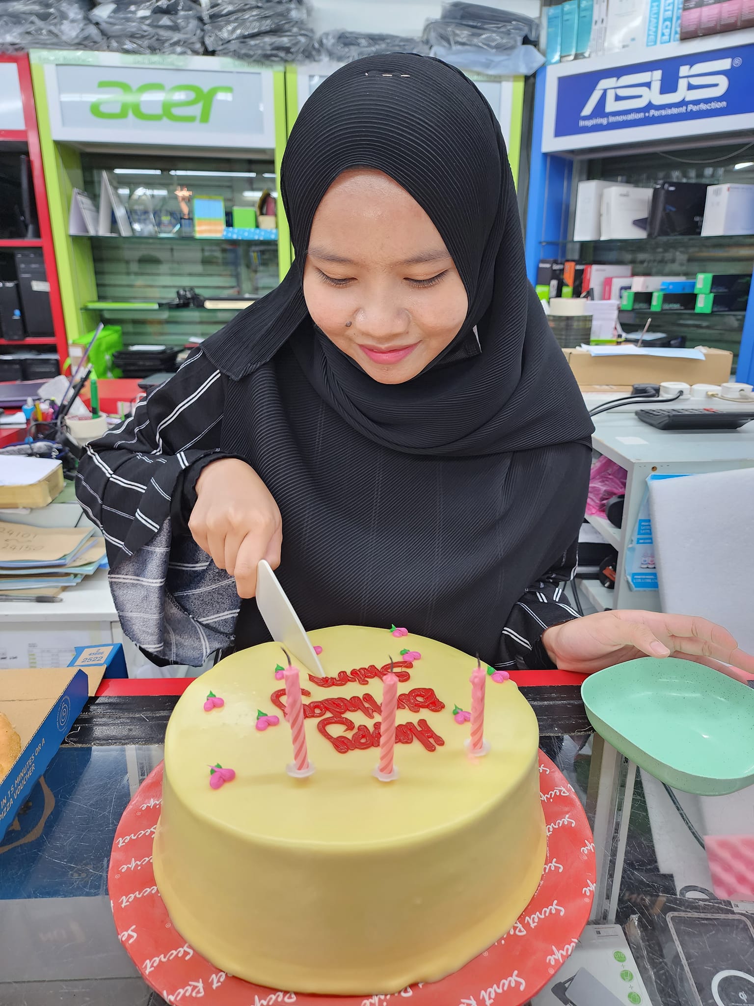 Happy Birthday... - BP Incomp Technology Sdn Bhd - 英康科技有限公司