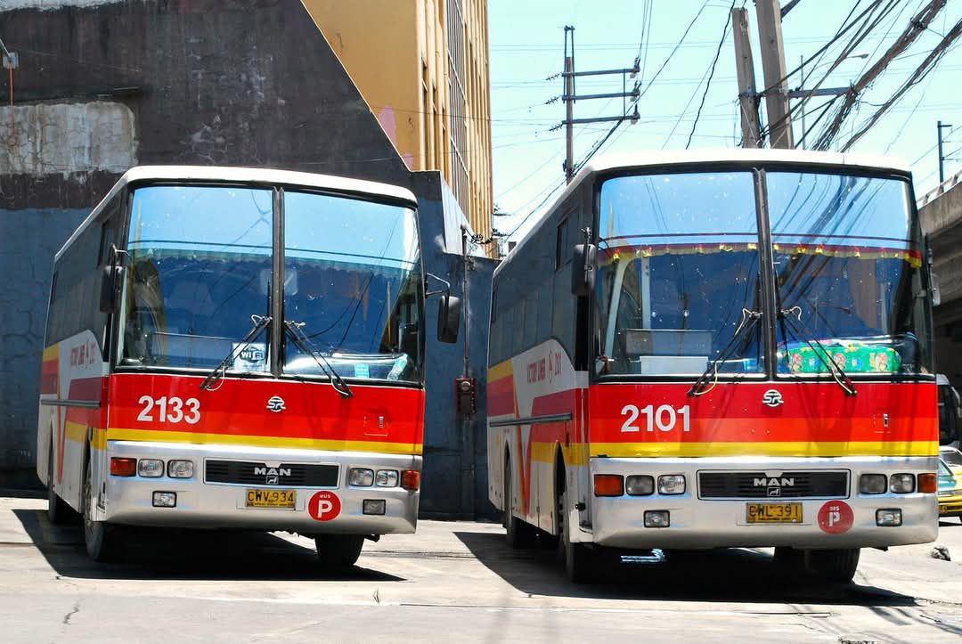 Raptor - The OG 2101 🚌 Victory Liner 2133 & 2101 🇵🇭 Santarosa Exfoh Hi ...