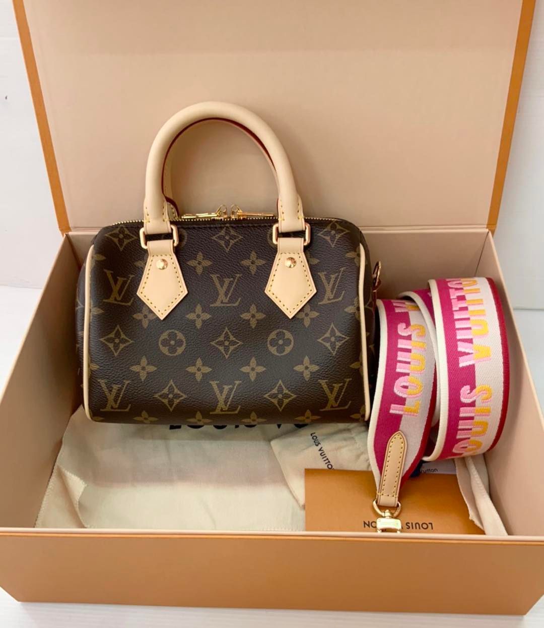 LV Lover By PP. - New spd 20 ของใหม่ ปี22 อปก.ครบ Fullset... | Facebook