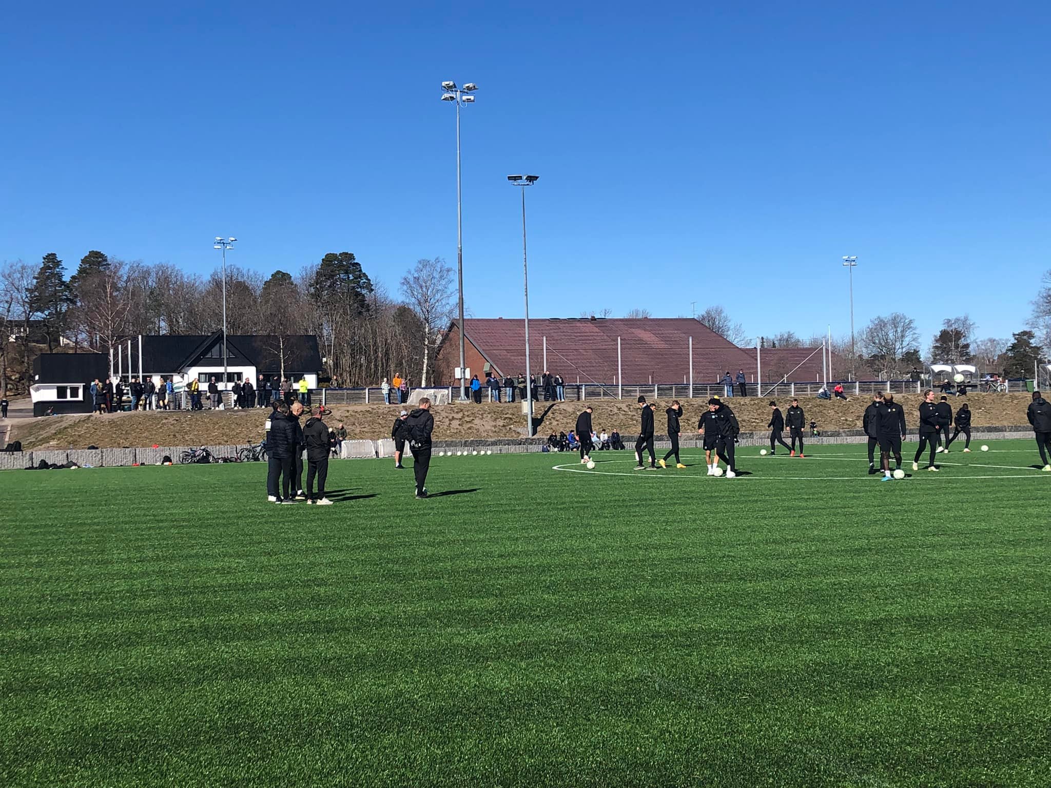 fk-eik-t-nsberg-ail