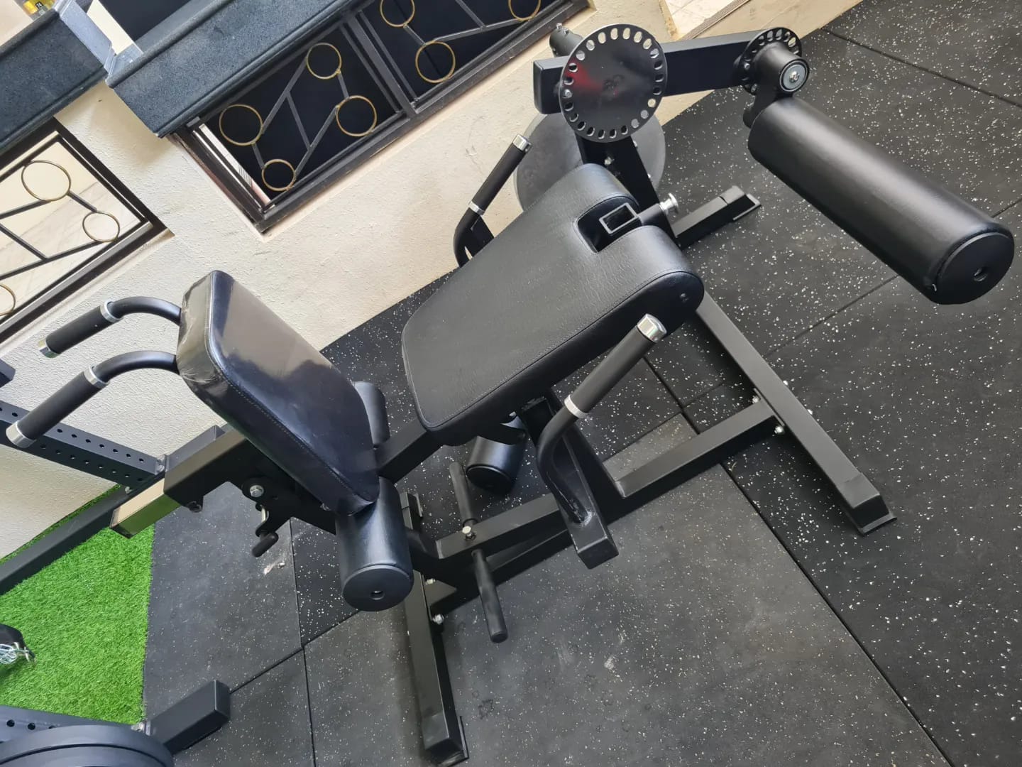 The 6in1 Leg/Core Plate Loading... - Garage Gym Supply