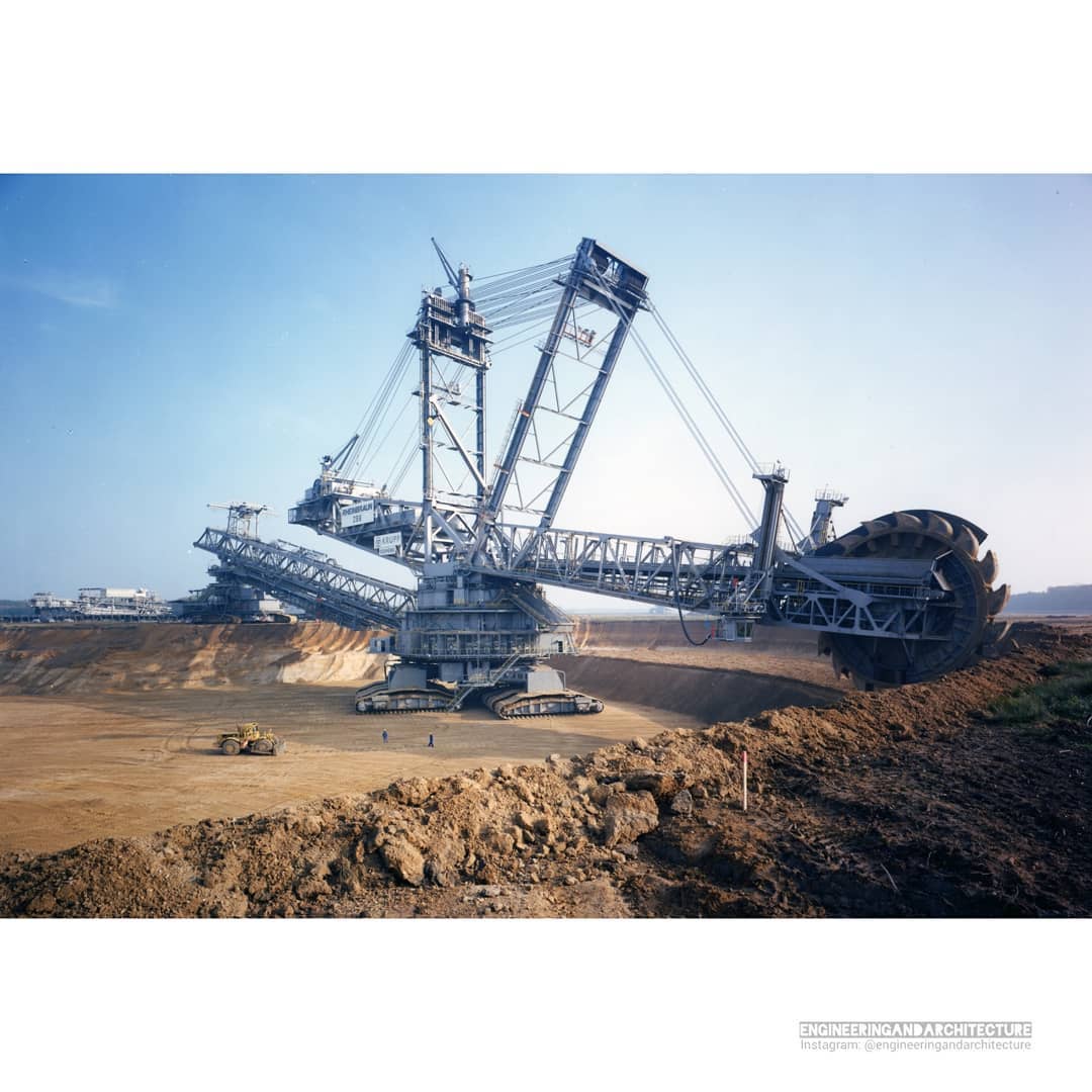 Bagger 293. This is the... - Engineering and Architecture | Facebook