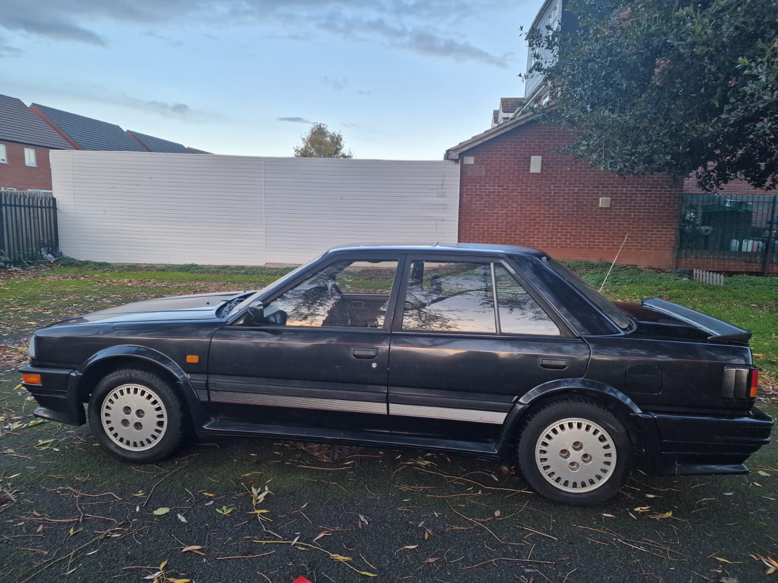 classiccar Does this CAT U 1988 Nissan Bluebird look like