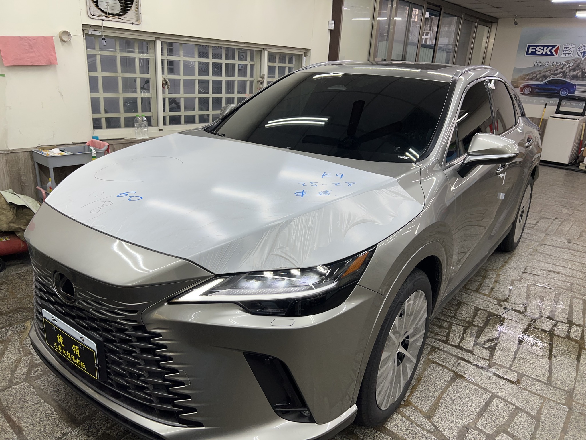 2023 Lexus RX... - 統領汽車大樓隔熱紙，大新竹地區建築隔熱紙服務中心 | Facebook