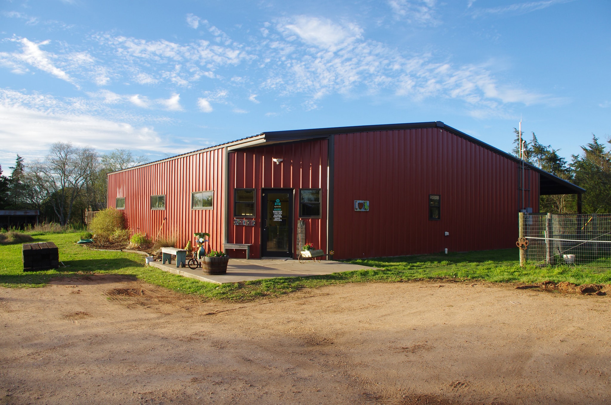K's Mutt Hut | Brenham TX