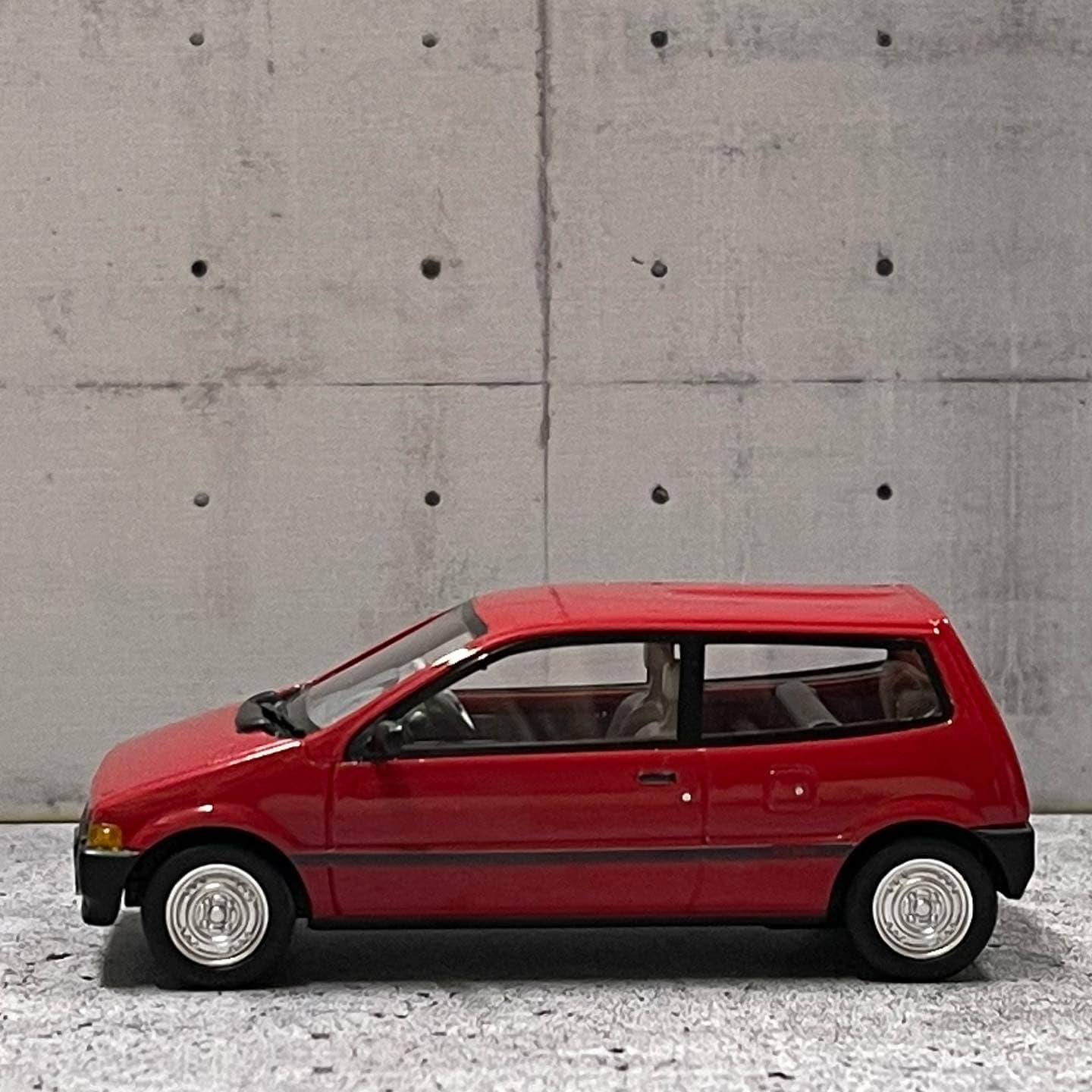 HONDA TODAY (JW) G-type 1985 Red 1/43HI-STORY HS309RE G-1624 