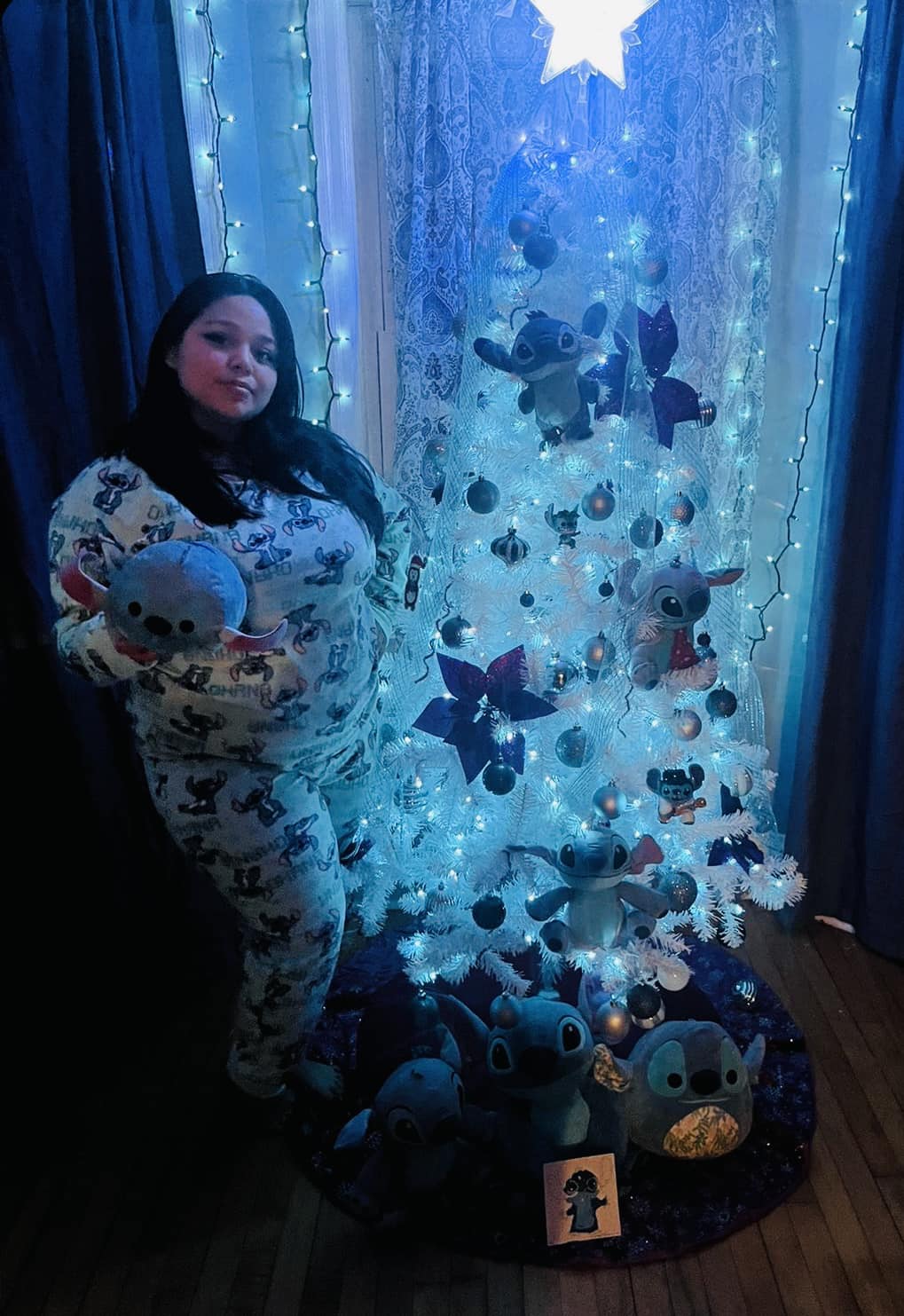 My stitch themed Christmas tree 💙💙