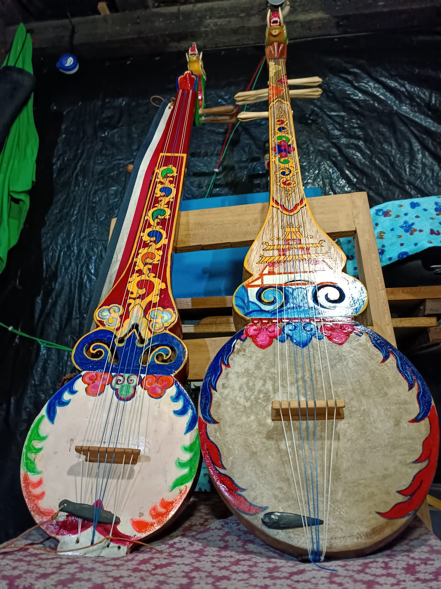 Handicrafts from Tibet, Nepal & Bhutan | The *dramyen*, also known as ...