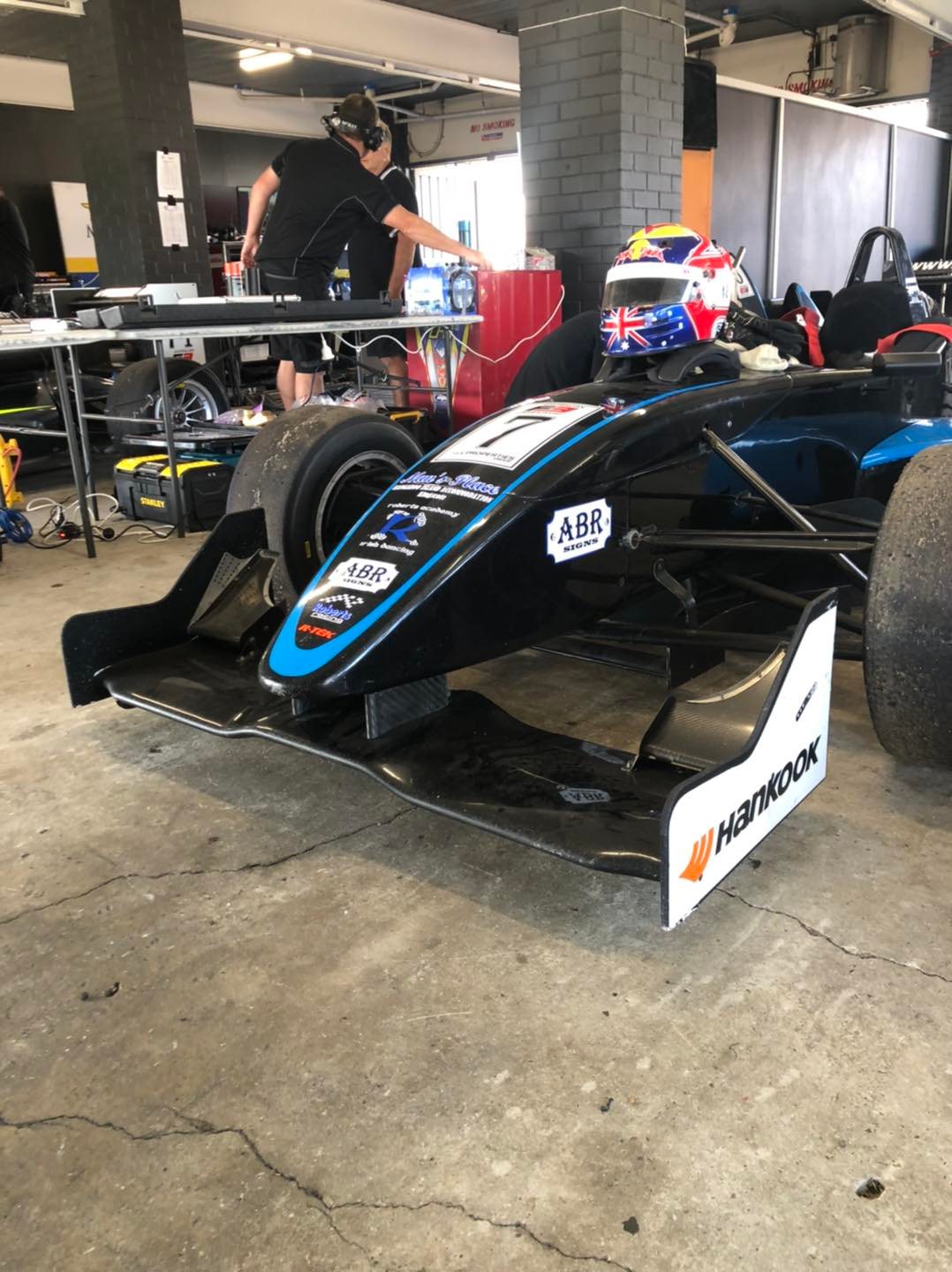 Roberts Racing