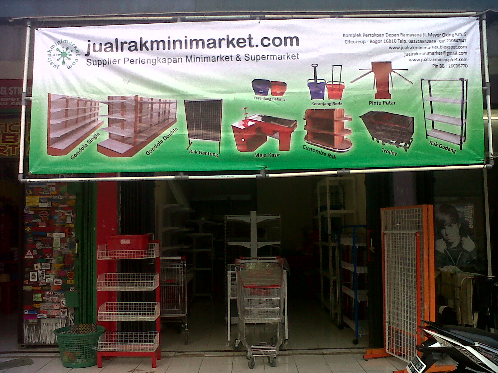 Rak - Sofa Marwah Bangkalan Madura Rak supermarket Mesin Kasir project ...