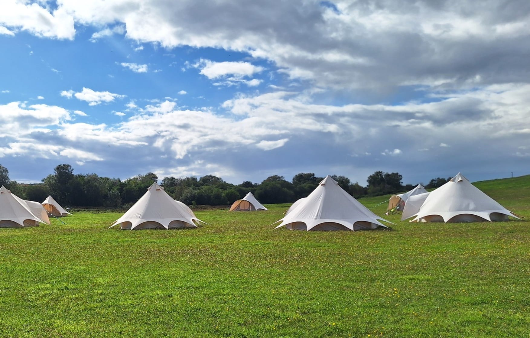 Description: Beautiful 6m SoulPad bell tent made from high-quality 