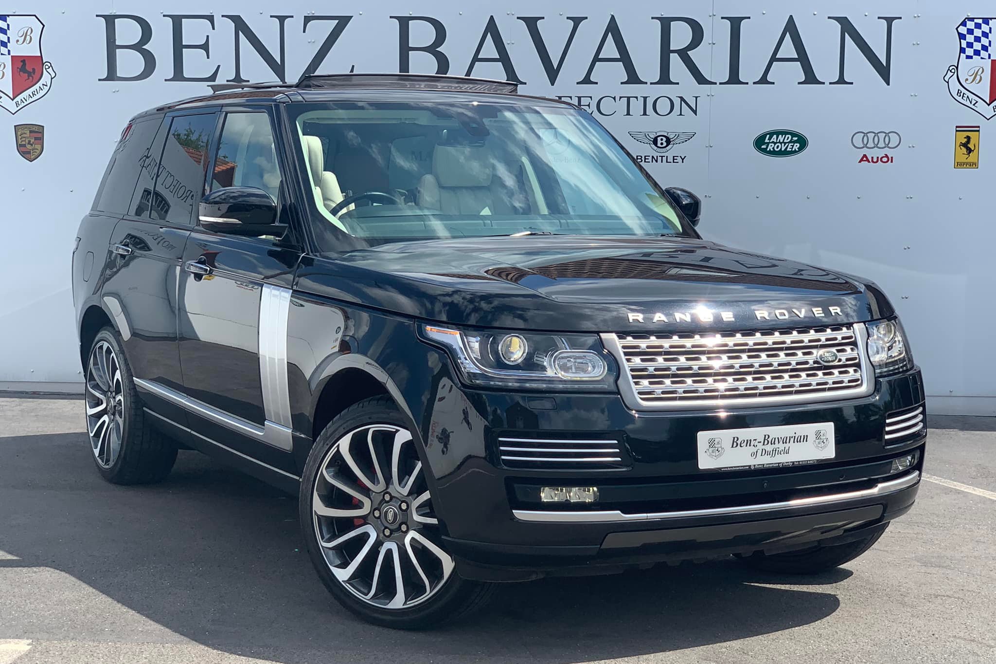 Benz Bavarian - 🏁 RANGE ROVER AUTOBIOGRAPHY TDV6 🏁 2015... | Facebook