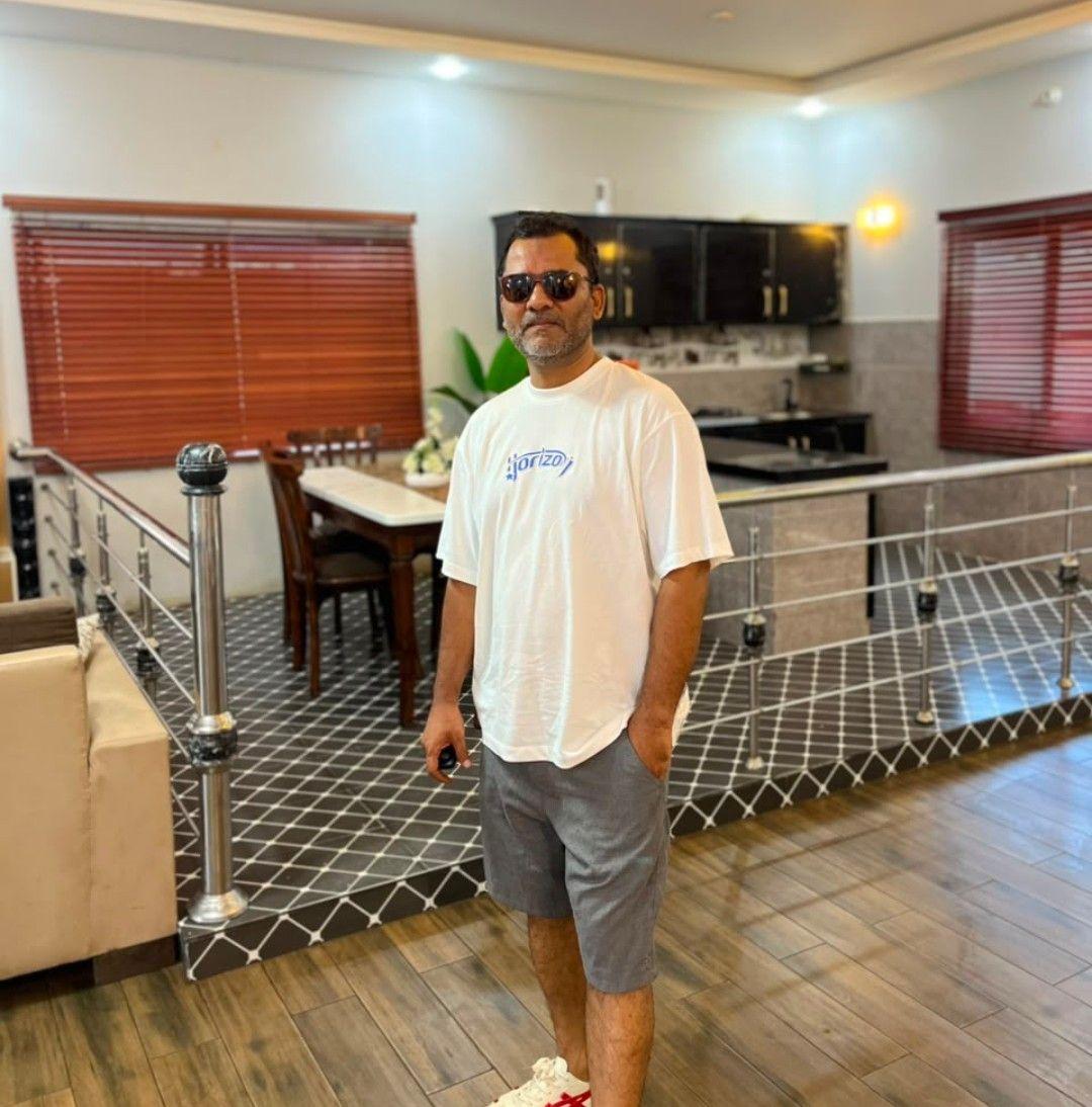 M. Farhan M