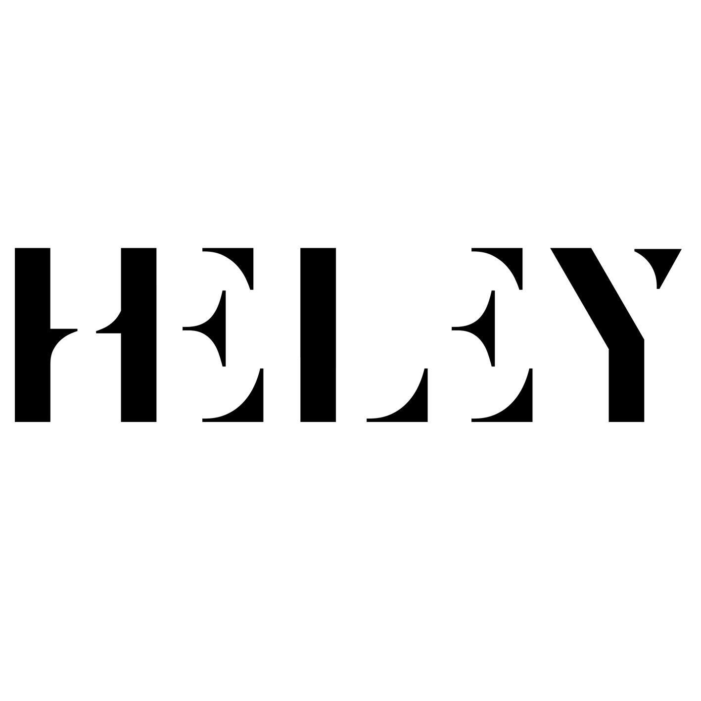Heley - SCARLETT par @ksenia_vys #heley #fashiondesigner #softbra # ...