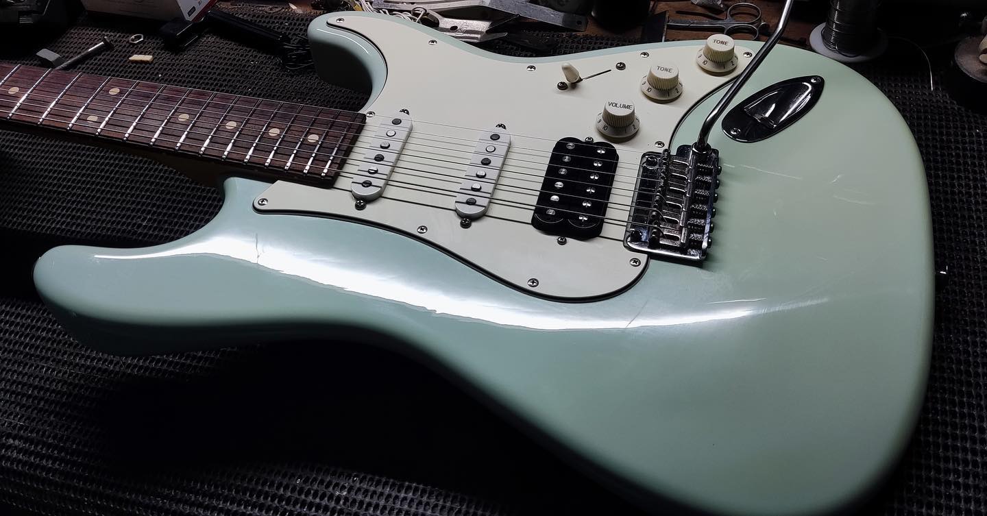 How to restore a Suhr Classic Pro HSS to its original state?