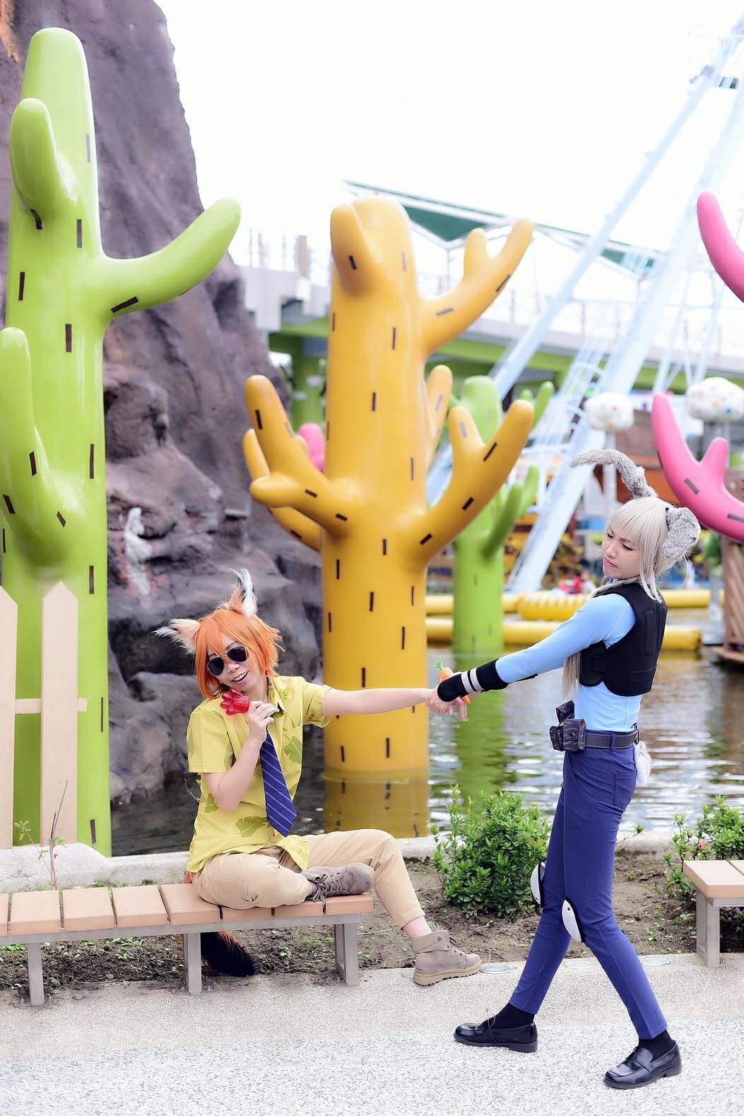 芽&茉 Taiwan Cosplayer - 【動物方城市】 Nick：Sly rabbit Judy：Dumb fox photo thx ...