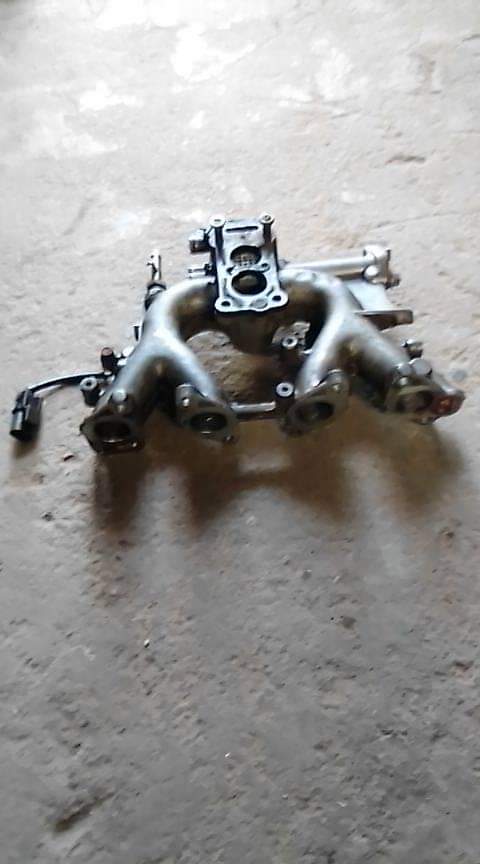 Nissan Sentra box shape intake manifold - Car Engines & Engine Parts ...