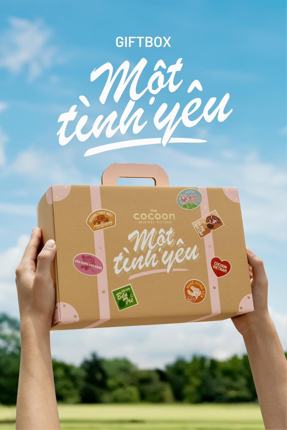 Cocoon Vietnam - ️ MỞ BÁN GIFT BOX VALI “MỘT TÌNH YÊU”... | Facebook