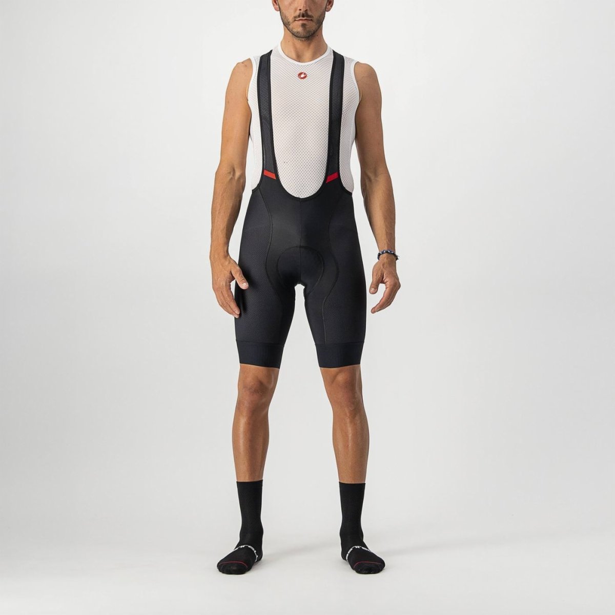 Using six of the most technical fabrics in the sport, the Inferno
