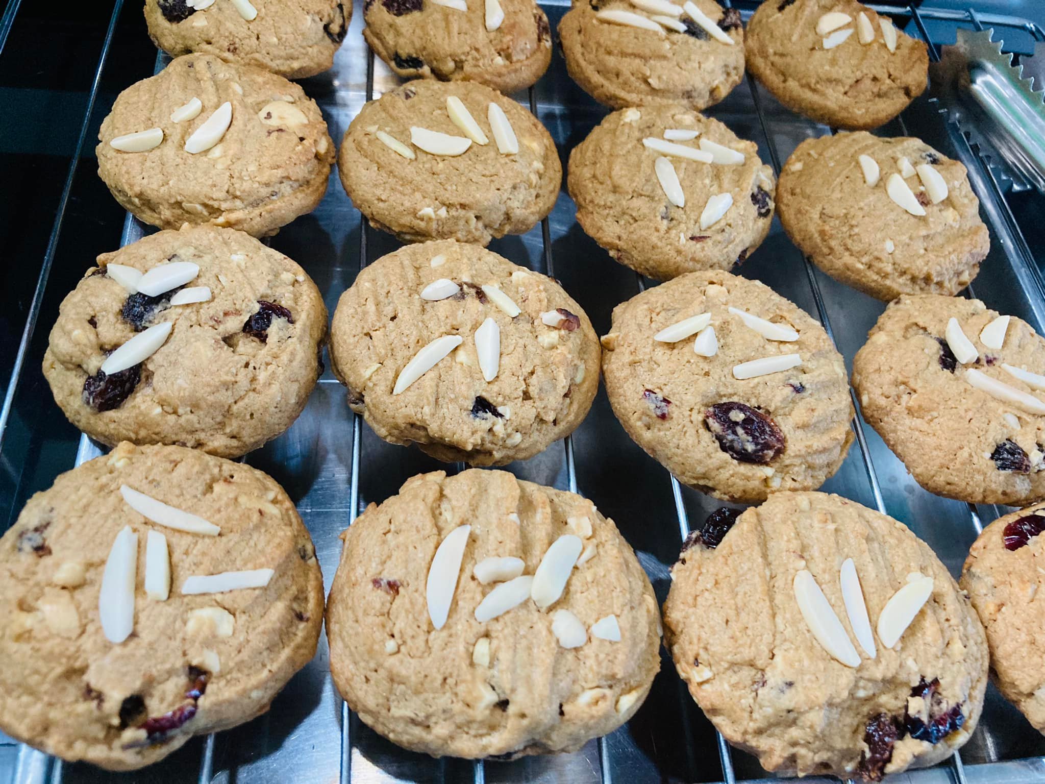 Bushie Bakery - รับออเดอร์ซอล์ฟคุกกี้ธัญพืชข้าวโอ๊ต🍪🥜🌰 ส่ง... | Facebook