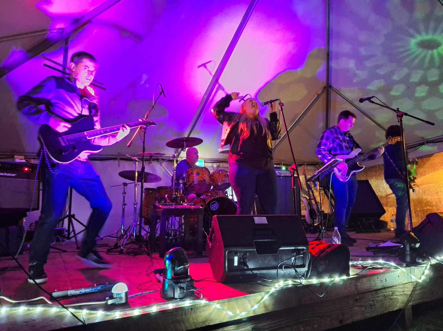 On The Rocks : Covers Band NZ | Paraparaumu