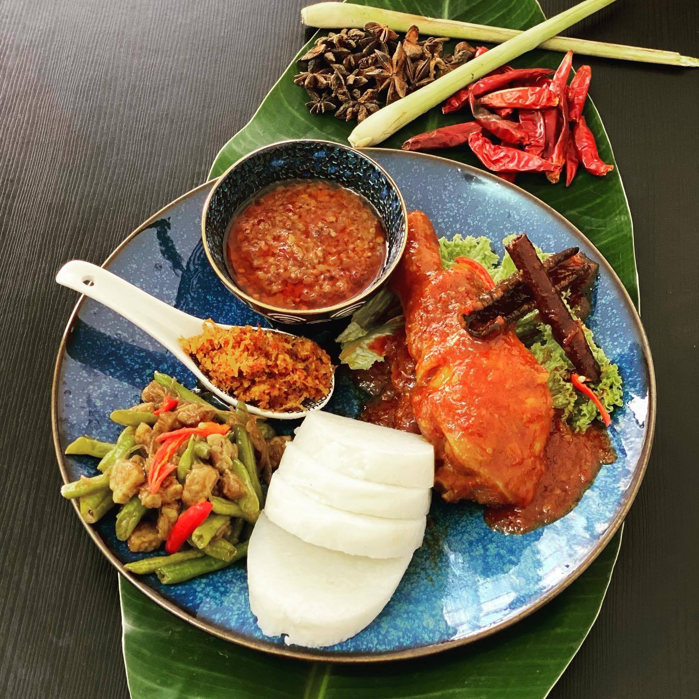 Lontong Kering MeleTop added a... - Lontong Kering MeleTop