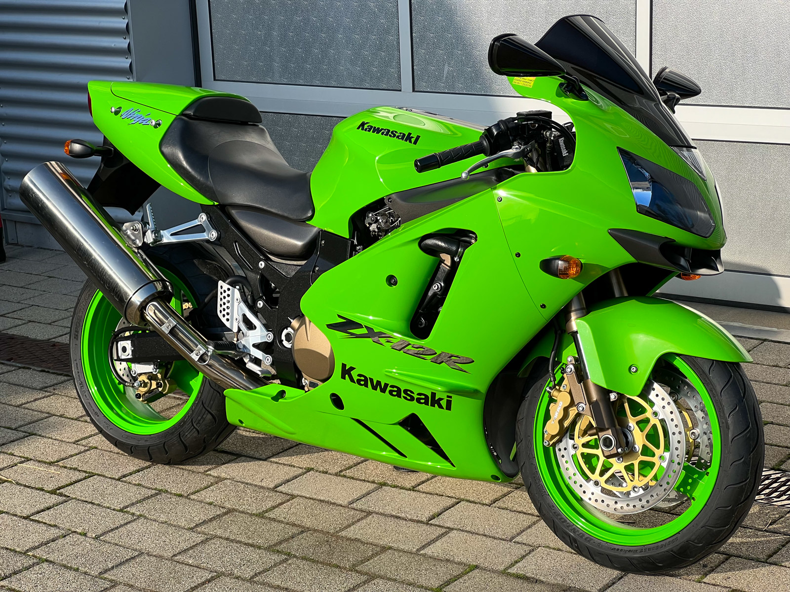 Up first to hit the auction site today is a 1-kilometer motorcycle