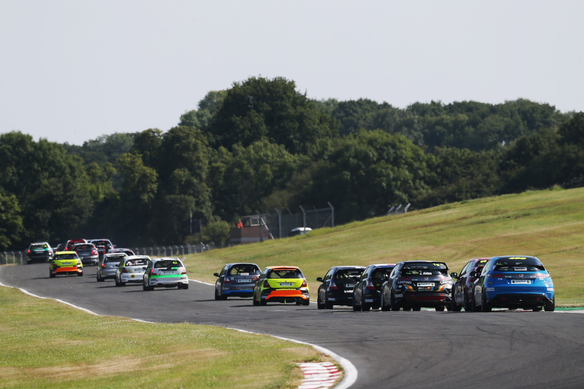 🏁 CASTLE COMBE 🏁 IT'S RACE WEEK!!!... - Civic Cup Official | Facebook