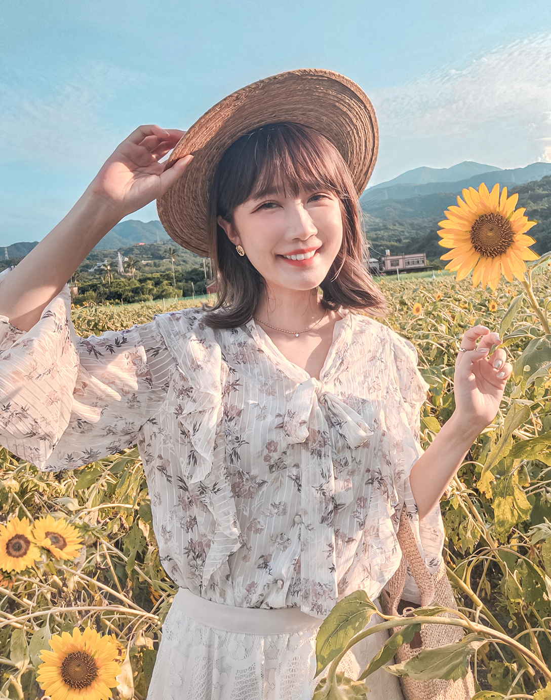 A-So-Bi - [ 購買資訊在留言處 ] 🌻向日葵的花語是🌻 沈默的愛、沒有說出口的愛 ...