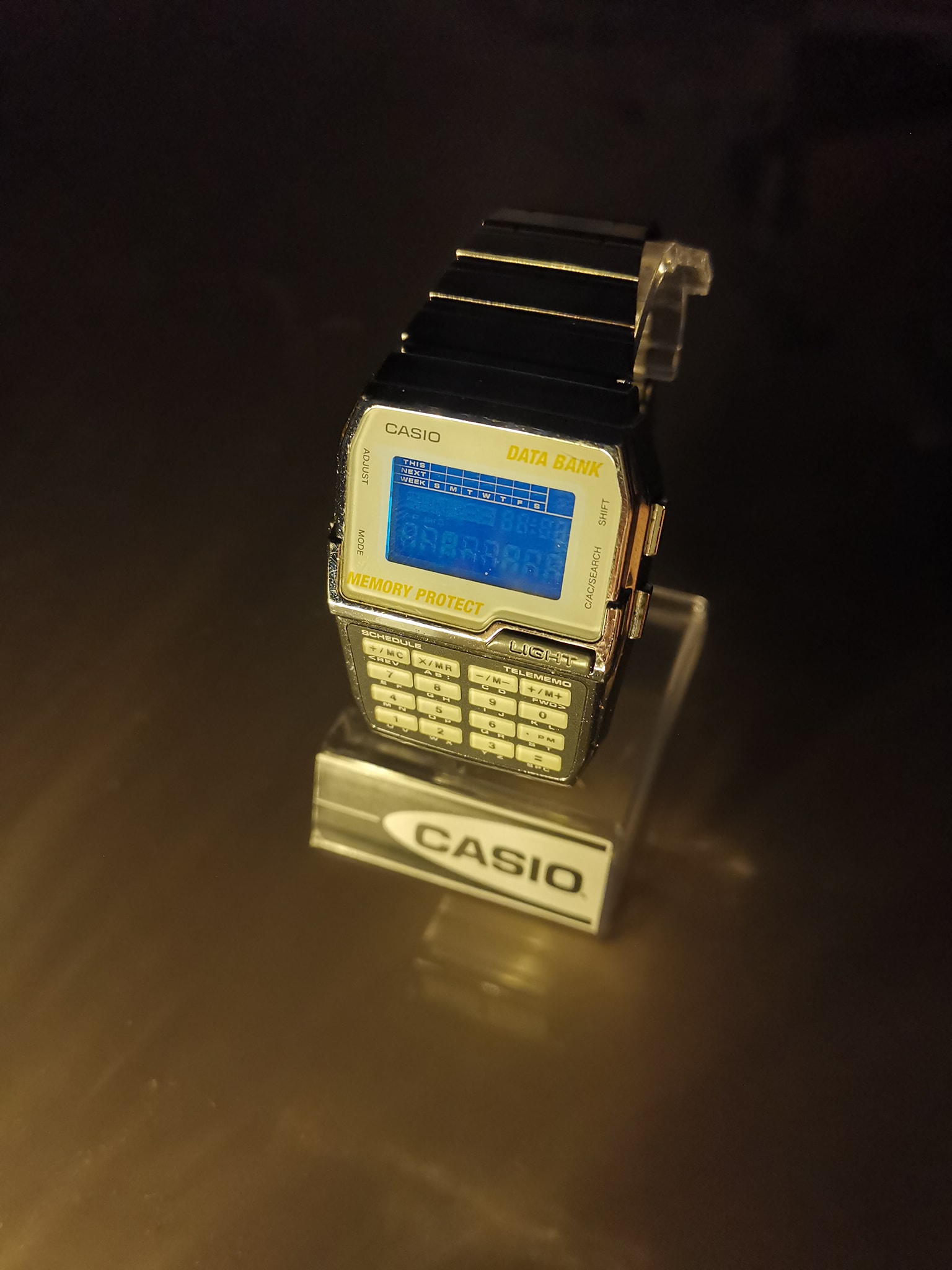 How to use a Casio DBC-1500 Data Bank watch