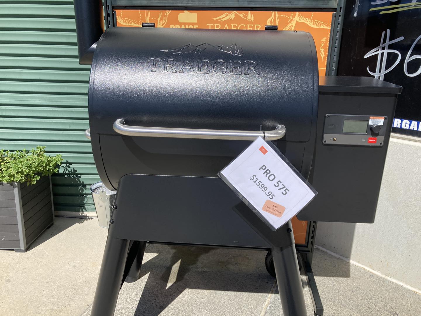 The Traeger pro 575 with wifire... - Farnorth Butchery | Facebook