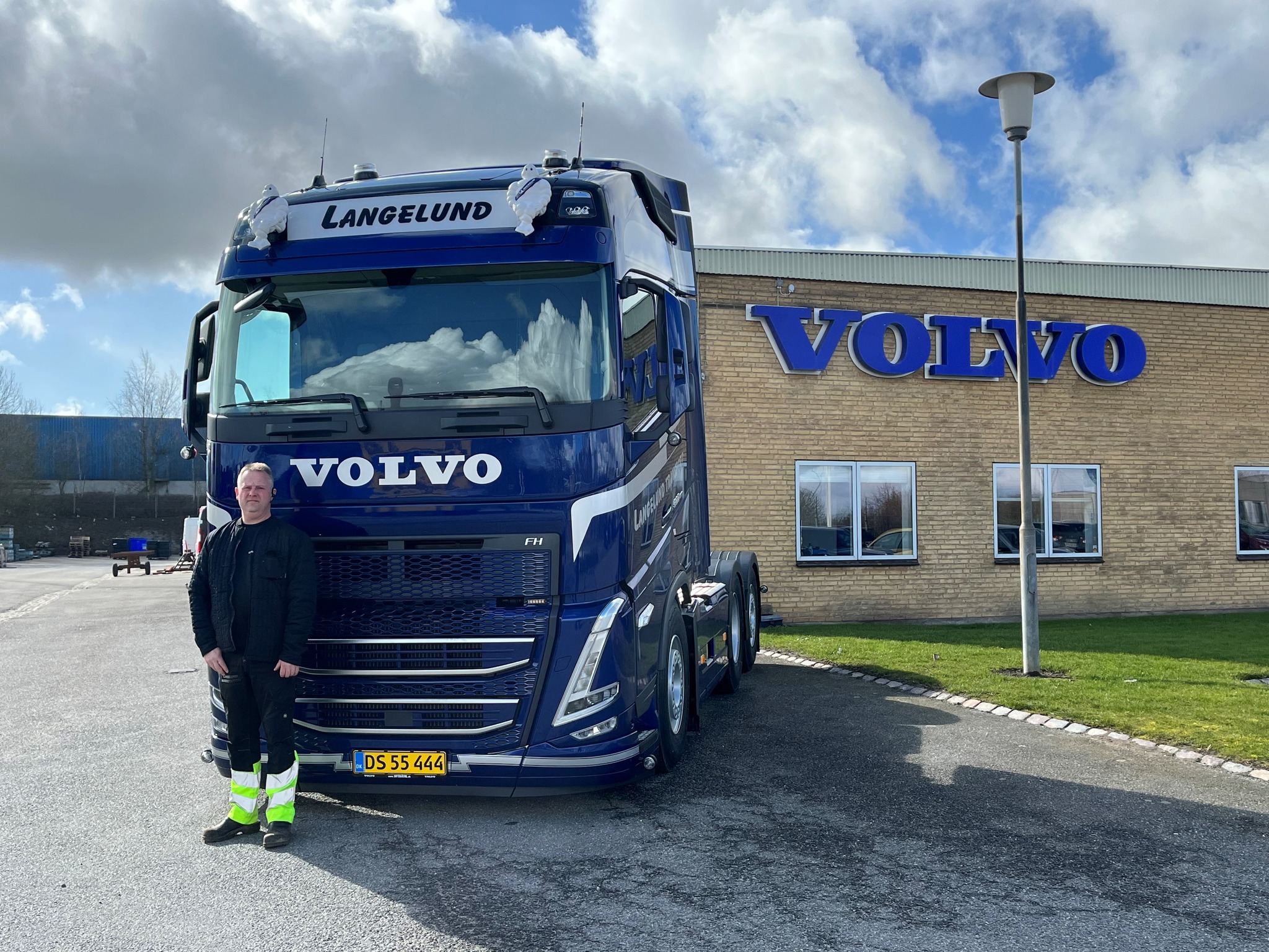 Den fine Volvo FH 500 6x2... - Skifter Lastbil A/S | Facebook