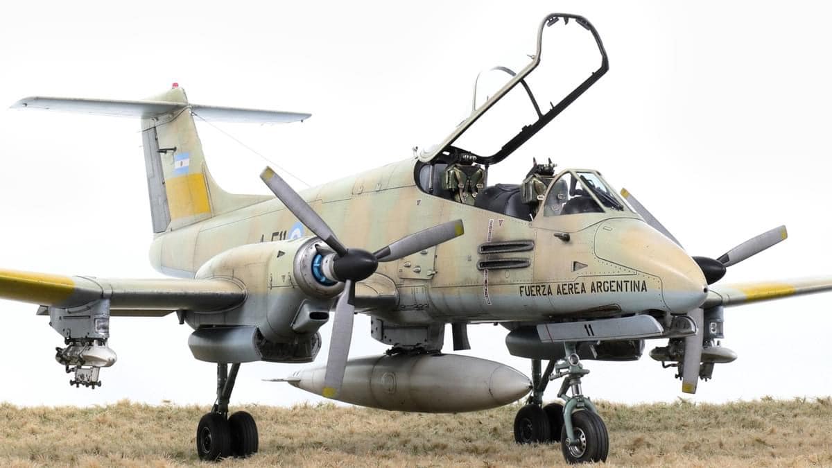 Kinetic model 1/48 scale IA-58 Pucara build
