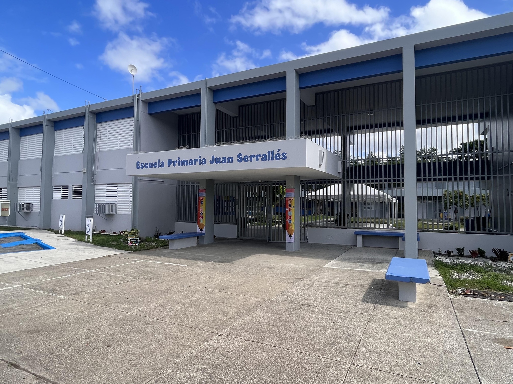 Escuela Superior Juan... - Escuela Superior Juan Serralles