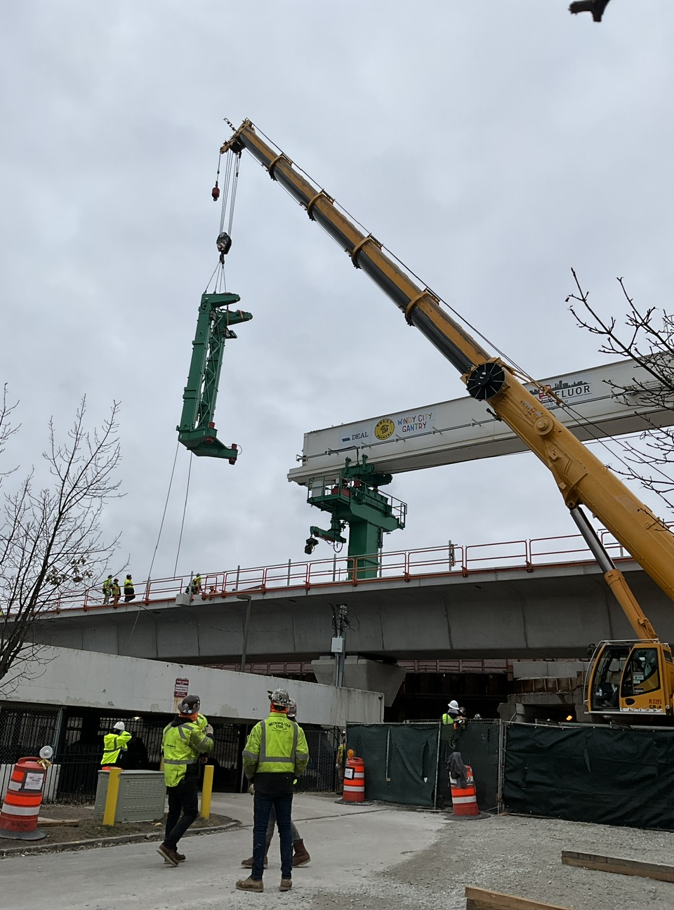 CTA RPM - 🏗️ The Windy City Gantry has finished placing...